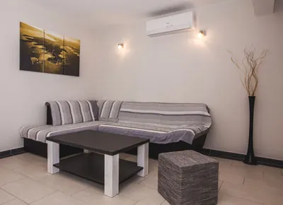 Apartmani Mistral Lopar